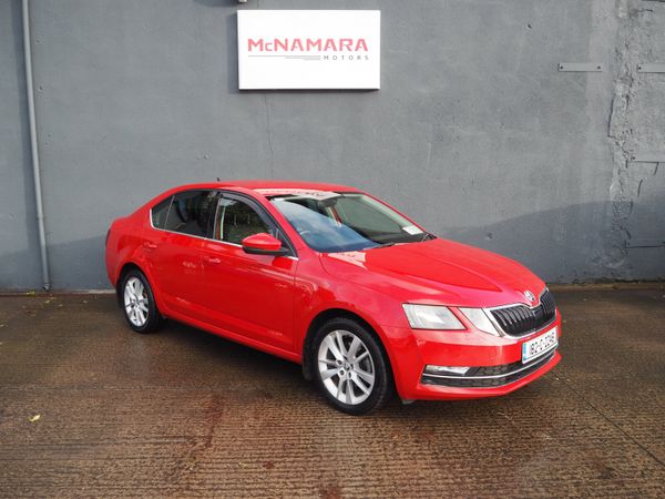 Skoda Octavia Saloon, Petrol, 2018, Red