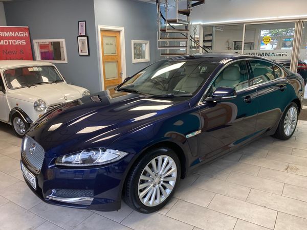 Jaguar XF Saloon, Diesel, 2015, Blue