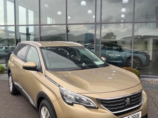 Peugeot 5008 MPV, Diesel, 2018, Yellow