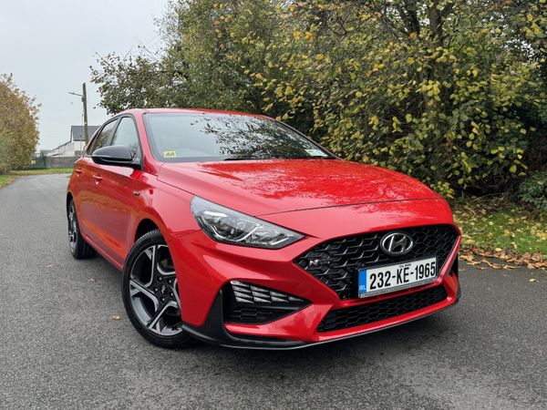 Hyundai i30 Hatchback, Petrol, 2023, Red