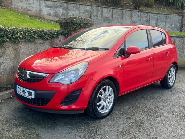 Vauxhall Corsa Hatchback, Diesel, 2013, Red