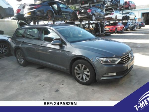 Volkswagen Passat Estate, Diesel, 2015, Grey