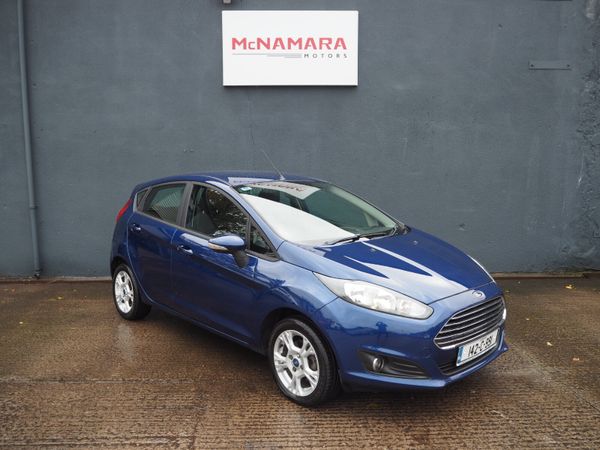 Ford Fiesta Hatchback, Petrol, 2014, Blue