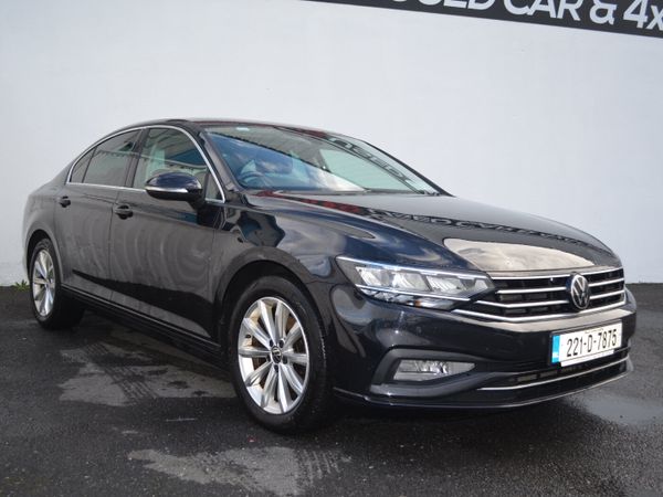 Volkswagen Passat Saloon, Diesel, 2022, Black