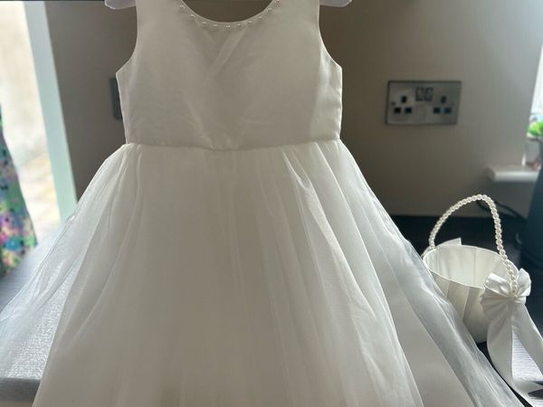 Flower girl dresses dunnes hotsell