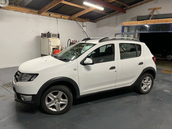 Dacia Sandero Stepway Hatchback, Petrol, 2014, White