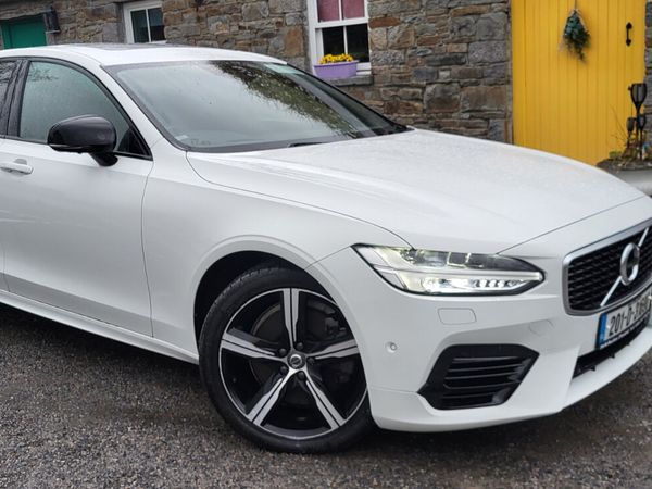 Volvo S90 Saloon, Petrol Plug-in Hybrid, 2020, White