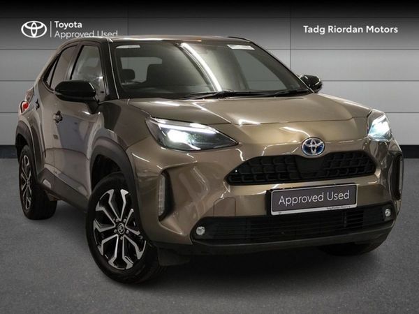 Toyota Yaris Cross Hatchback, Hybrid, 2024, Gold