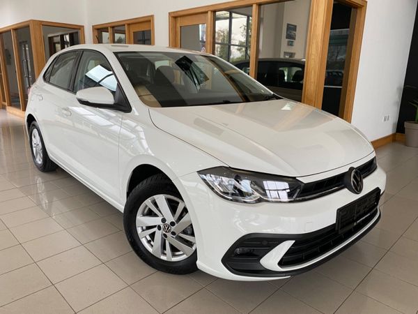 Volkswagen Polo Hatchback, Petrol, 2022, White