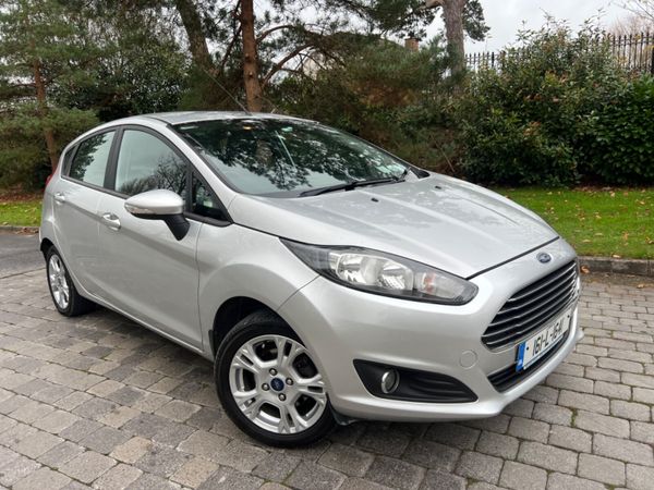 Ford Fiesta Hatchback, Petrol, 2016, Silver