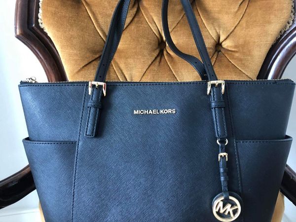 large bag 38 Handbags Ads For Sale in Ireland DoneDeal