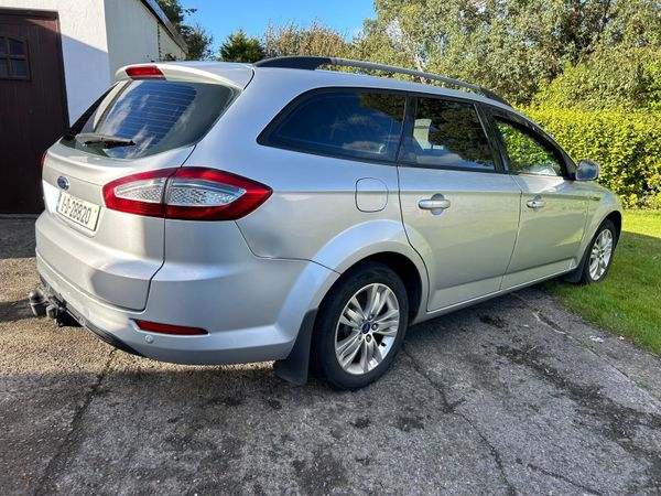 Ford Mondeo Estate, Diesel, 2011, Silver