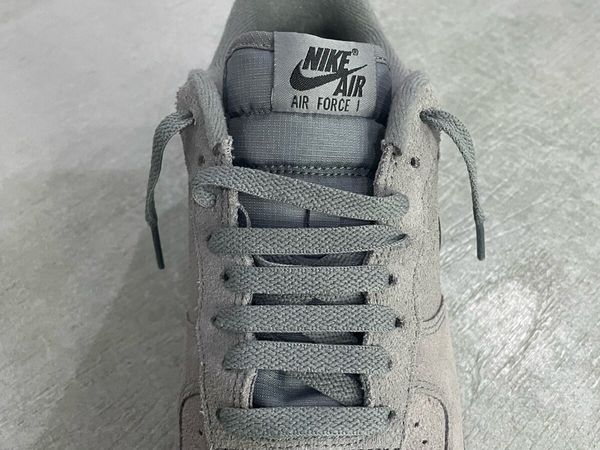 Nike air force 1 grey suede size 5 best sale
