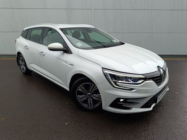 Renault Megane Estate, Petrol Plug-in Hybrid, 2021, White