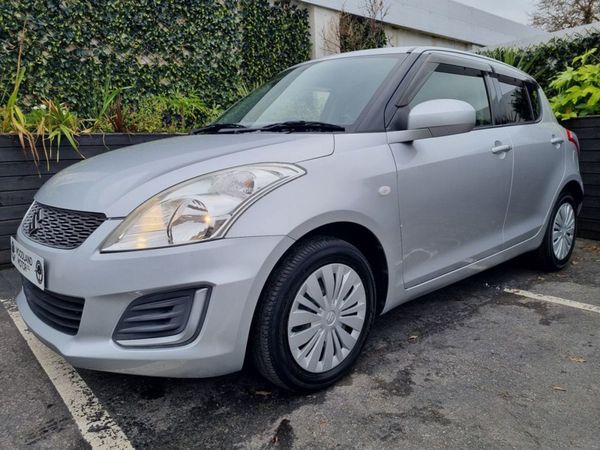 Suzuki Swift Hatchback, Petrol, 2016, Silver