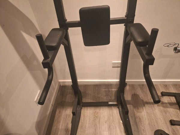 Dip station pull up bar for sale in Co. Dublin for 100 on DoneDeal