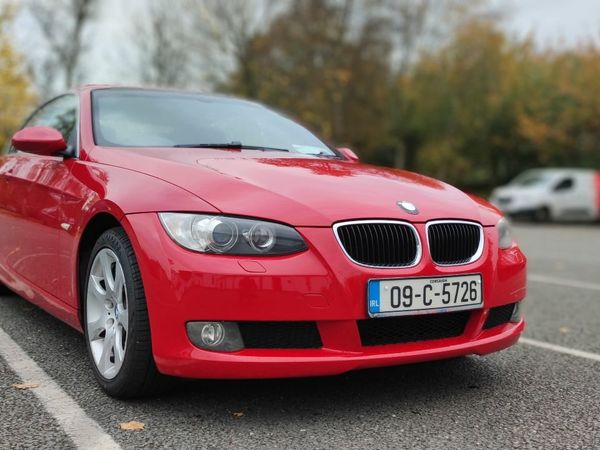 BMW 3-Series Convertible, Petrol, 2009, Red