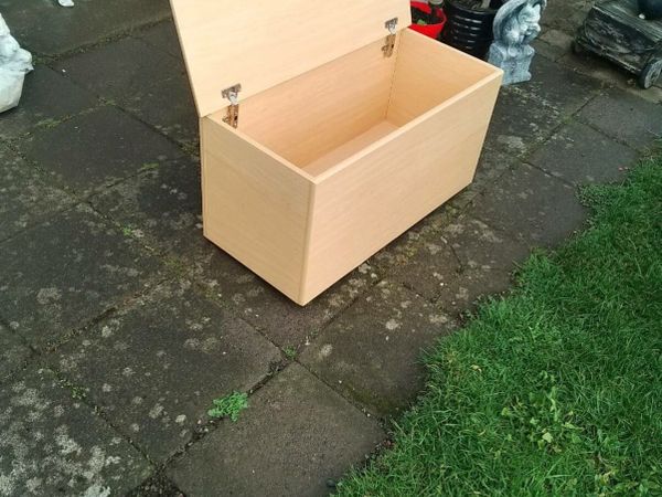 Done deal blanket box sale