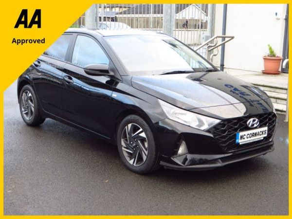 Hyundai i20 Hatchback, Petrol, 2022, Black