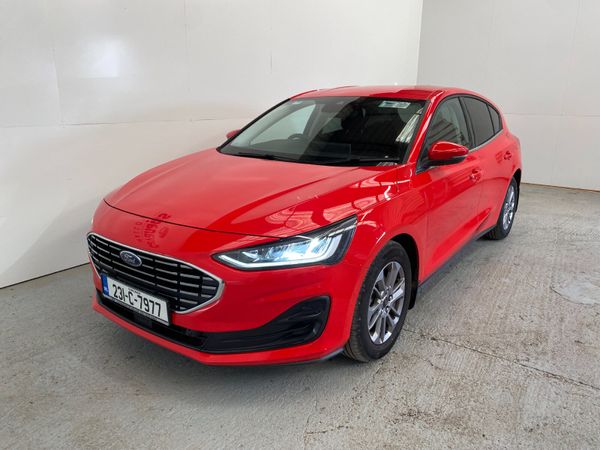 Ford Focus Hatchback, Petrol, 2023, Red