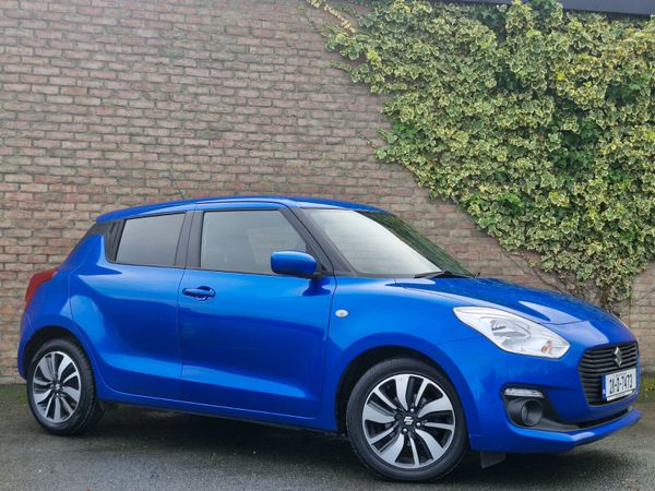 Suzuki Swift Hatchback, Petrol, 2021, Blue