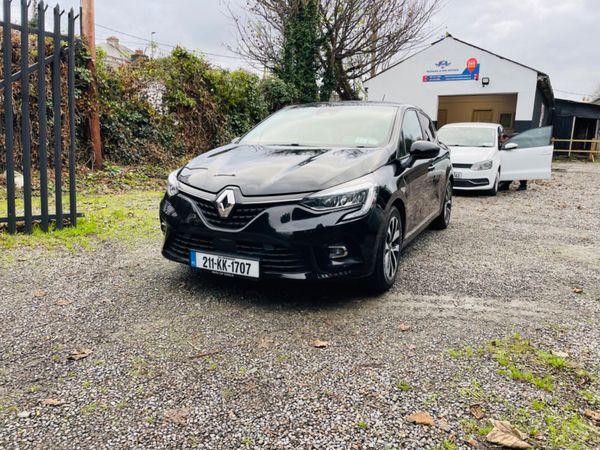 Renault Clio Hatchback, Petrol, 2021, Black