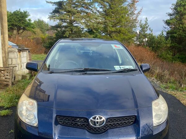 Toyota Auris Hatchback, Diesel, 2009, Blue