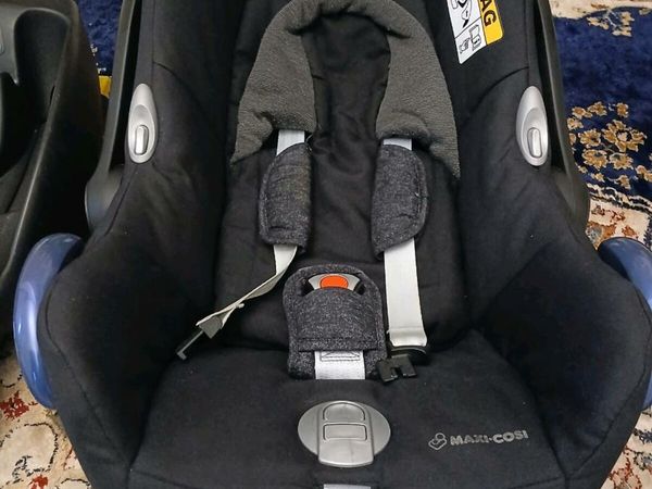 Maxi cosi cabriofix 2wayfix best sale