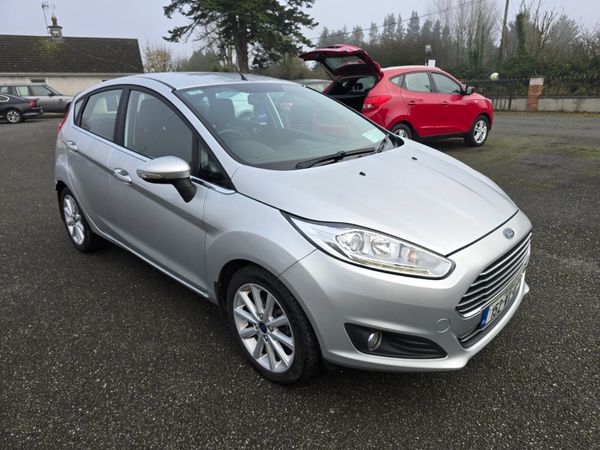 Ford Fiesta Hatchback, Diesel, 2015, Silver