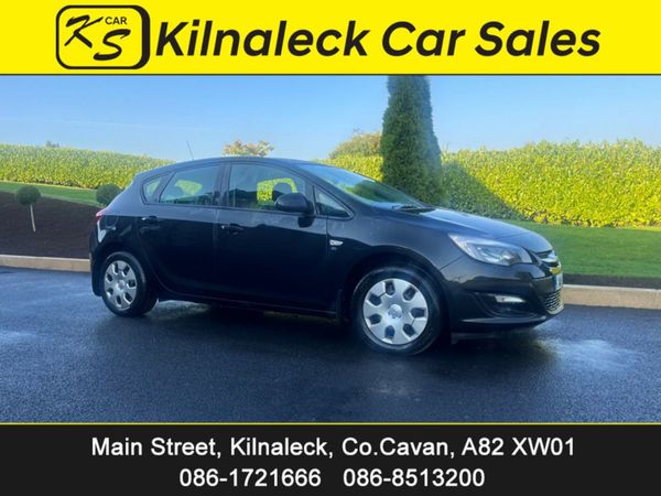 Opel Astra Hatchback, Diesel, 2014, Black