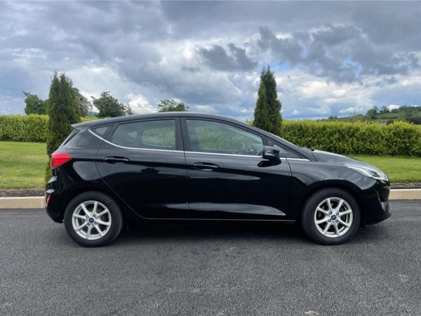 Ford Fiesta Hatchback, Petrol, 2018, Black