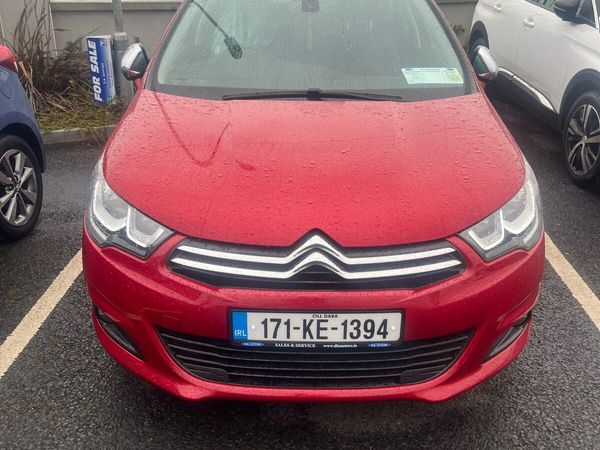 Citroen C4 Hatchback, Petrol, 2017, Red