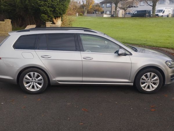 Volkswagen Golf Estate, Petrol, 2015, Silver