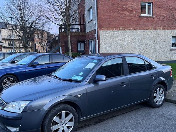 Ford Mondeo Saloon, Petrol, 2007, Grey