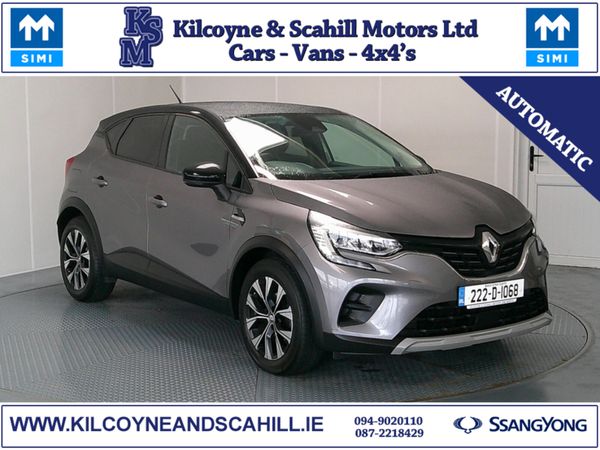 Renault Captur Hatchback, Petrol, 2022, Grey