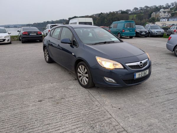 Opel Astra Hatchback, Diesel, 2011, Blue