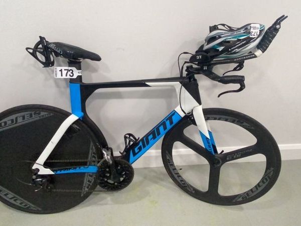 Giant Trinity advanced TT Bike for sale in Co. Galway for 2 000 on DoneDeal