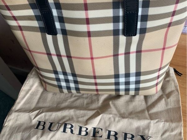 Burberry cheap handbags sale