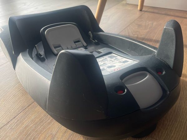 Isofix base done deal best sale