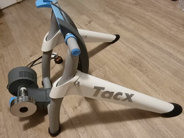 Tacx neo 2 sale deals