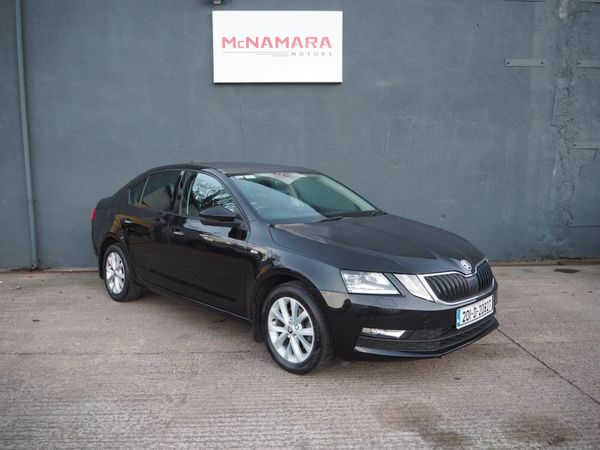 Skoda Octavia Saloon, Petrol, 2020, Black