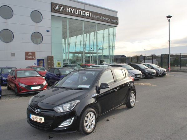 Hyundai i20 Hatchback, Diesel, 2014, Black