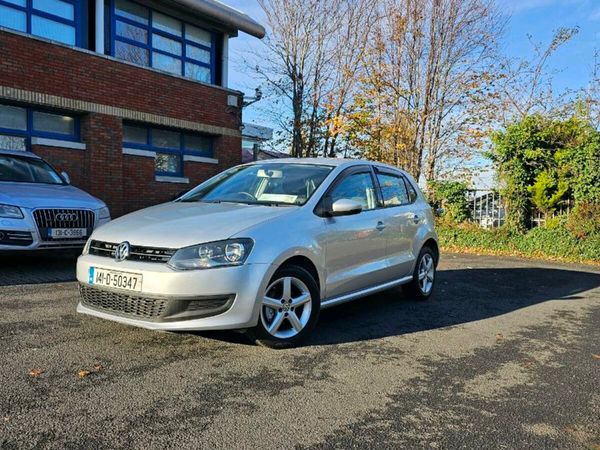 Volkswagen Polo Hatchback, Petrol, 2014, Silver