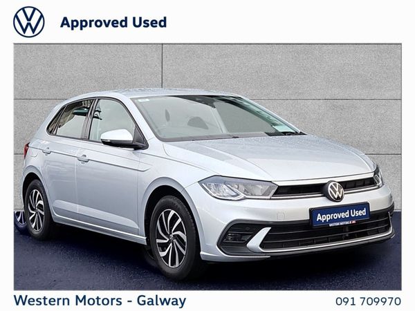 Volkswagen Polo Hatchback, Petrol, 2024, Silver