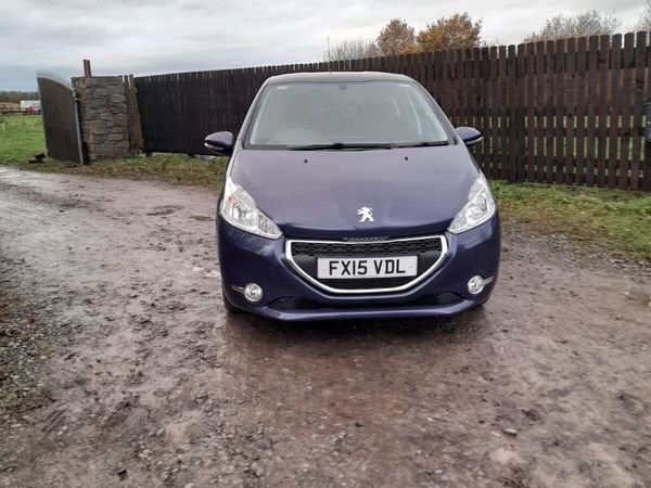 Peugeot 208 Hatchback, Petrol, 2015, Blue