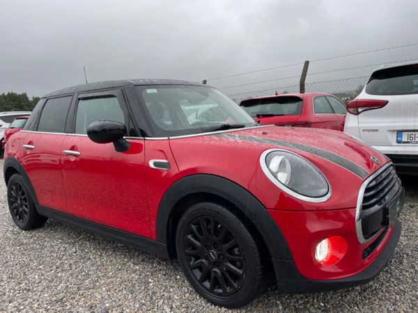 Mini Cooper Hatchback, Petrol, 2021, Red