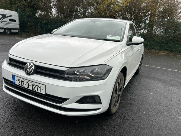 Volkswagen Polo Hatchback, Petrol, 2021, White