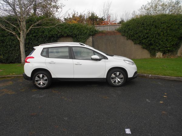 Peugeot 2008 SUV, Petrol, 2015, White