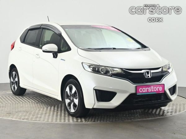 Honda Fit Hatchback, Petrol Hybrid, 2018, White