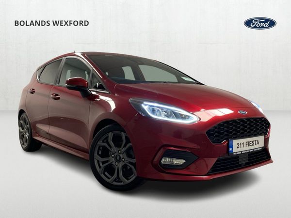 Ford Fiesta Hatchback, Petrol Hybrid, 2021, Red